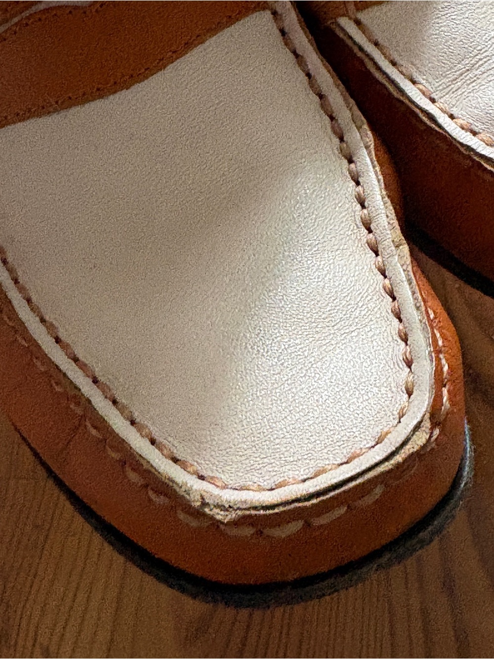 Tod's Two-Tone Tan and Cream Leather Loafers